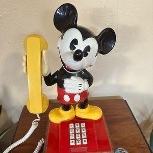 Mickey Mouse vintage phone 1976
